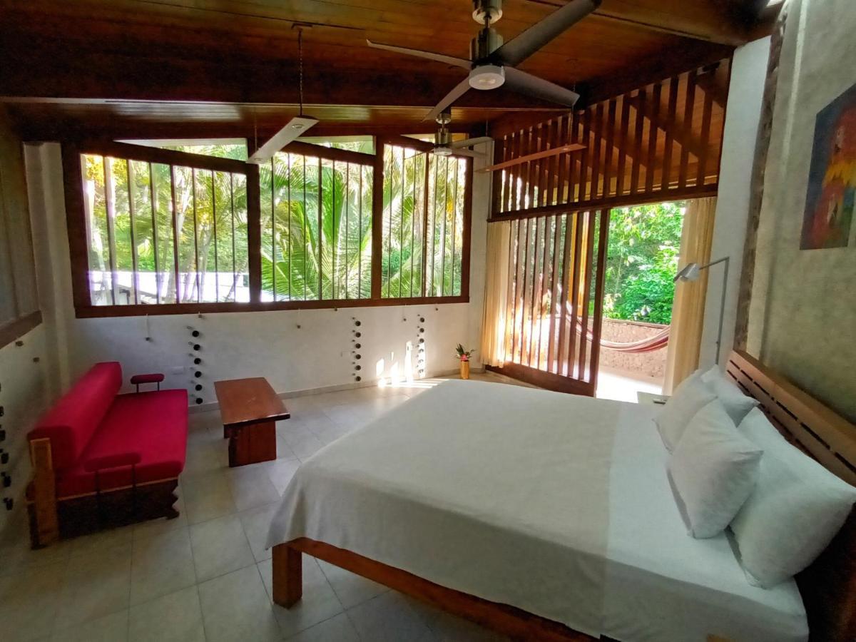 Omega Tours Eco-Jungle Lodge La Ceiba Eksteriør bilde