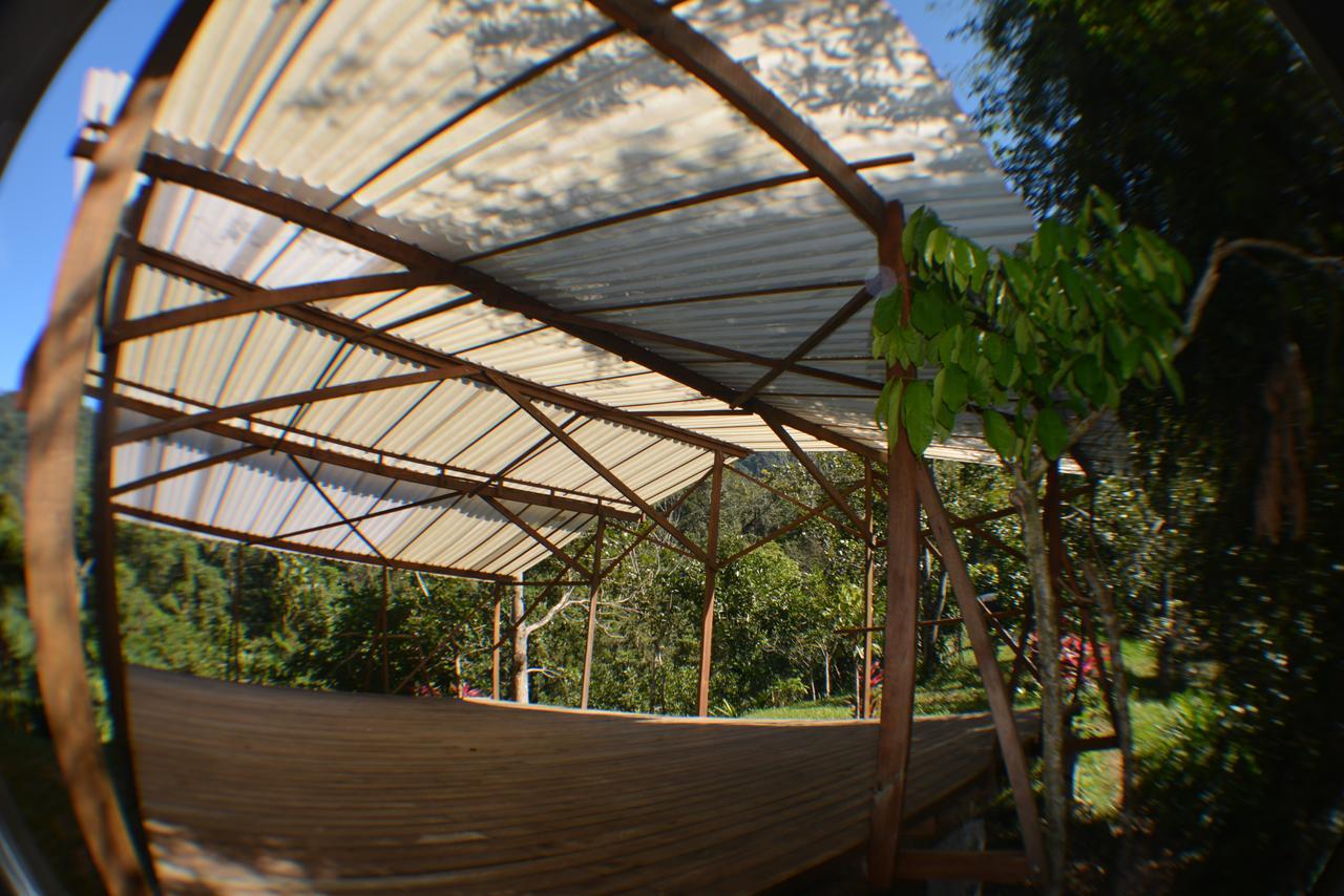 Omega Tours Eco-Jungle Lodge La Ceiba Eksteriør bilde