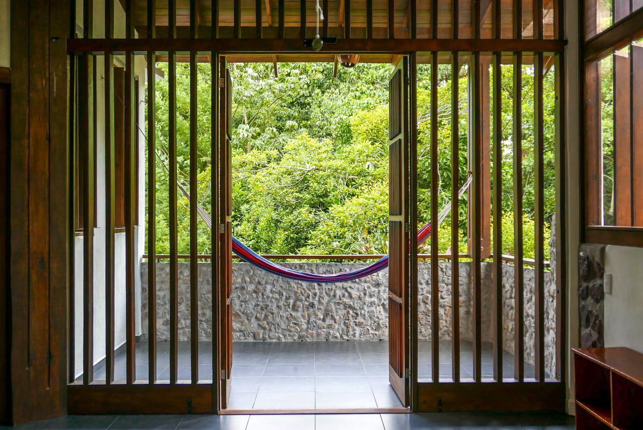 Omega Tours Eco-Jungle Lodge La Ceiba Eksteriør bilde